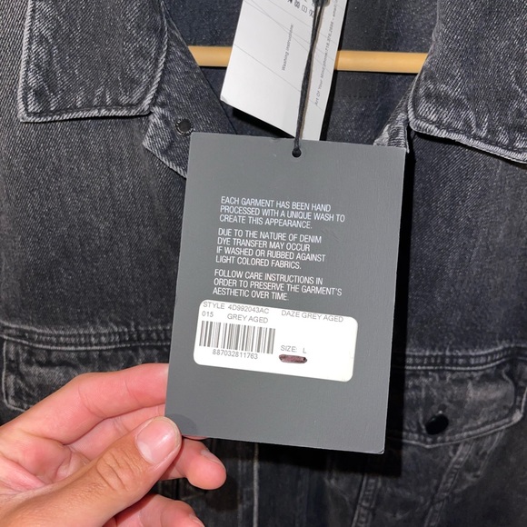 Alexander Wang Daze Faded Distressed Oversized Denim Jacket MannyMua Womens L - Picture 9 of 11
